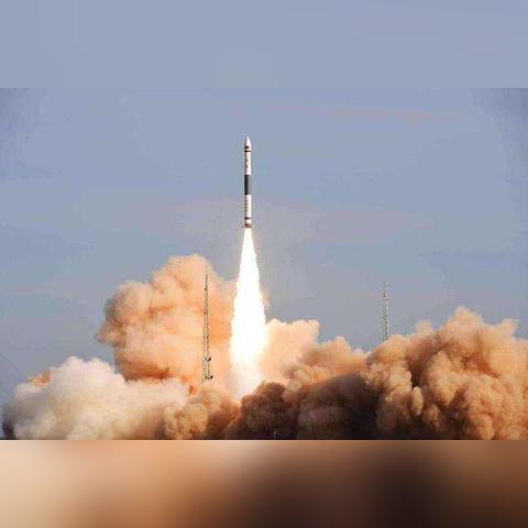 火箭发射刷新纪录，新一代运载火箭成功升空新闻