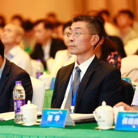 衡量解答解释落实：2025澳门今晚开奖结果,狗、兔、牛、猪
